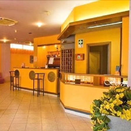Hotel Saline Cesenatico Buitenkant foto